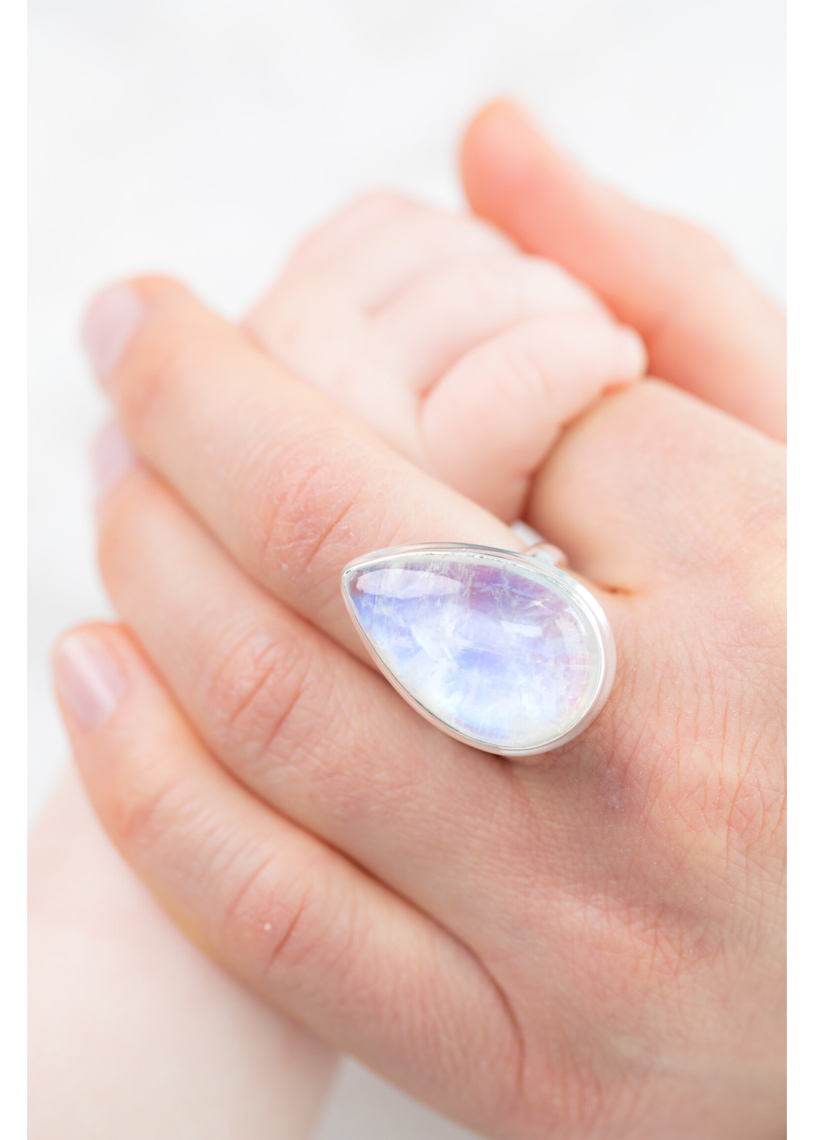 Sterling Silver Rainbow Moonstone Tear Drop Ring (8)