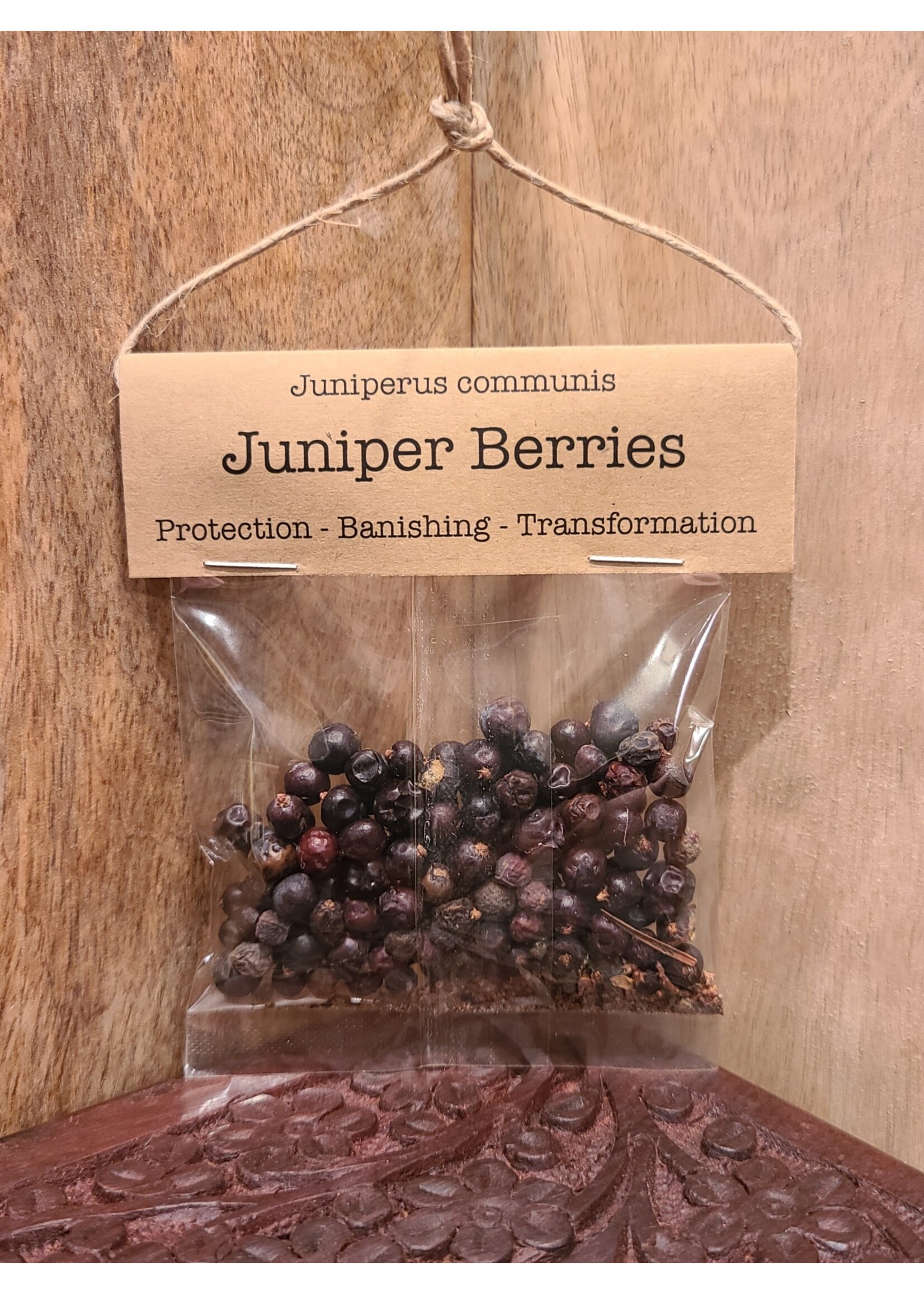 Spellcraft Herbs: Juniper Berries .35oz