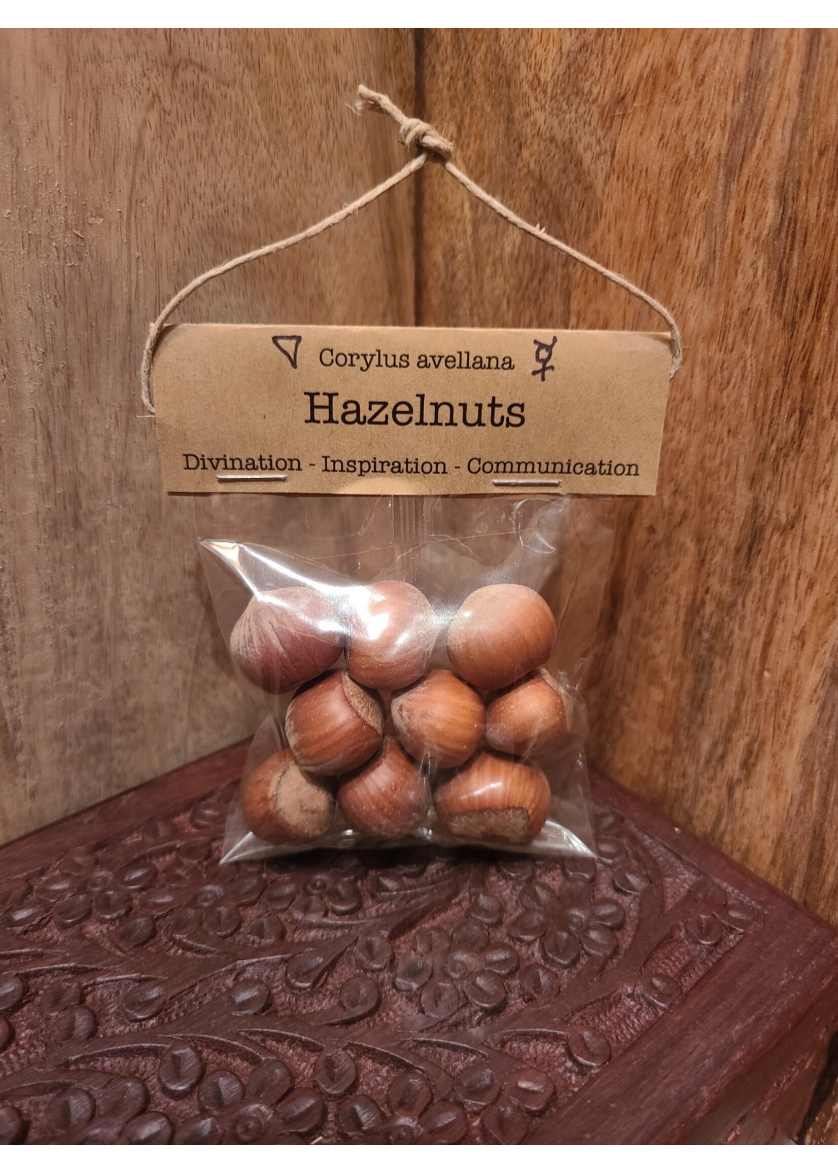 Spellcraft Herbs: Hazelnuts 9pc