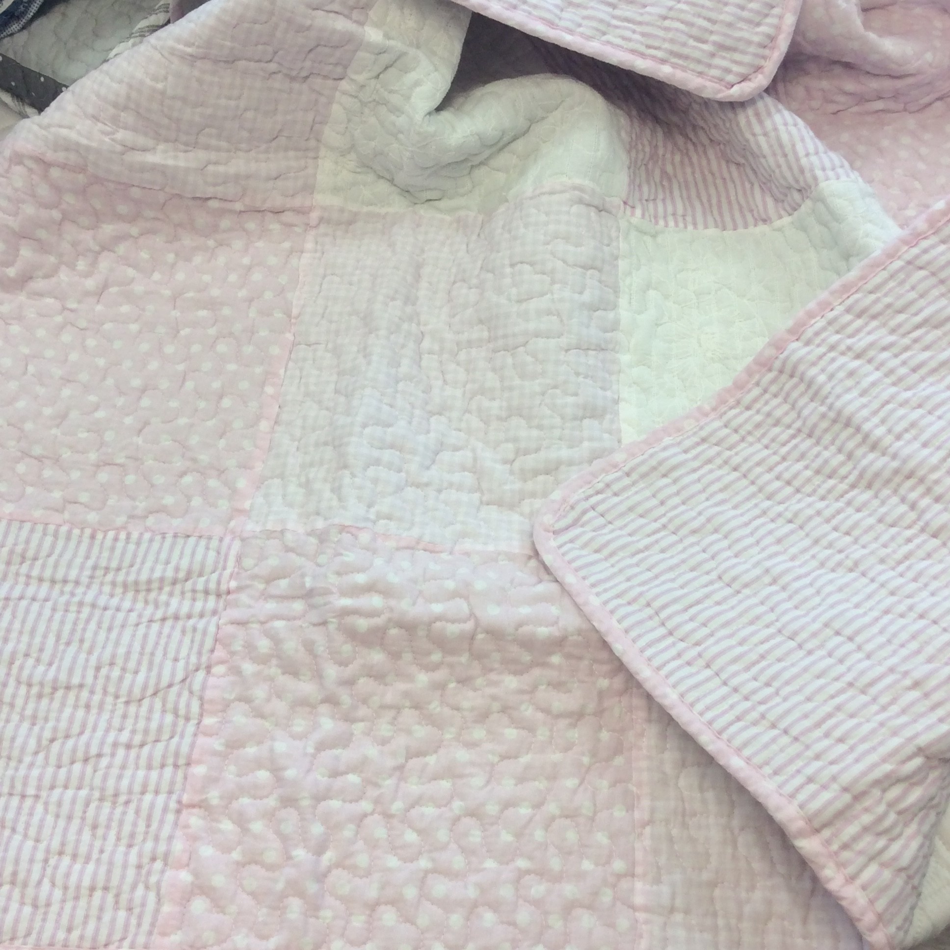 PINK BABY QUILT Kamala Boutique