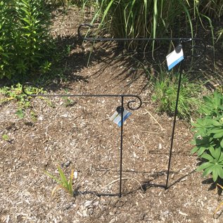 LOW GARDEN FLAG STAND