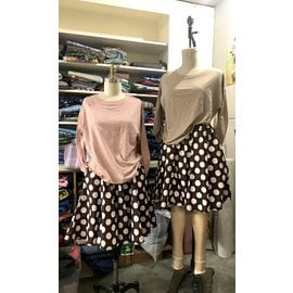 https://cdn.shoplightspeed.com/shops/603601/files/53609560/270x270x2/kamala-designs-annie-skirt-big-dots-on-brown-size.jpg