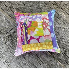 QUARTER ACRE ARTS PATCHWORK PINCUSHION 7