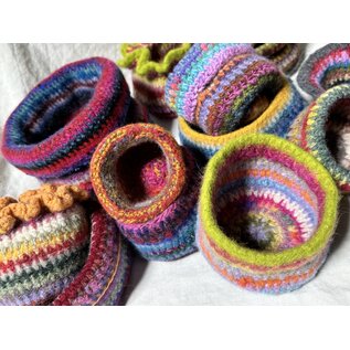 WOOL FELTED BOWL - SPRING