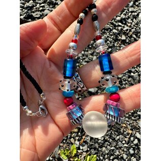 HANDMADE NECKLACE - BY THE SEA