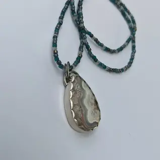 Seismic Silver SIMPLE CRAZY LACE AGATE PENDANT ON BLUE BEADS