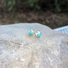 TURQUOISE PETITE STUDS