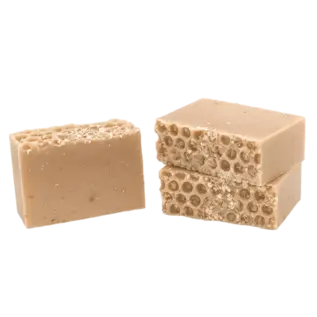 MOLLY'S APOTHECARY MOLLY'S HANDCRAFTED SOAP  OATMEAL MILK & HONEY