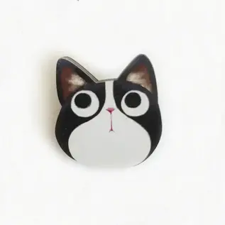 SO ADORABLE CAT FACE PIN
