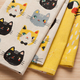 TOWEL LITTLE CAT FACES