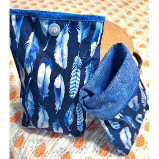USEFUL LITTLE BAG  -BLUE FEATHERS