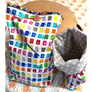 USEFUL LITTLE BAG  - WATERCOLORS AND BRUSHES