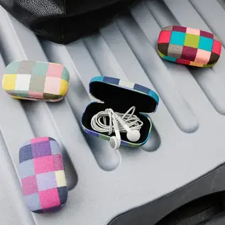 CHECKERED TRAVEL CASE