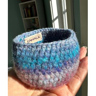 WOOL  BOWL -  IRIS