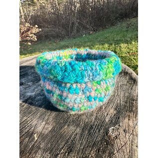 HANDMADE WOOL  BOWL - tropics