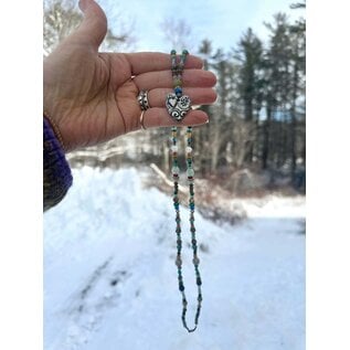 LONG HEART NECKLACE BY KATE