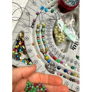 LONG HEART NECKLACE BY KATE