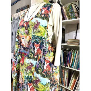 KAMALA DESIGNS APRIL APRON -  FOREST FRIENDS  MEDIUM