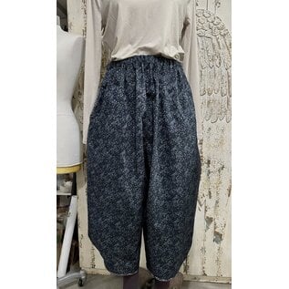 KAMALA DESIGNS POPPY PANT - charcoal ditsy botanical- FREE SIZE