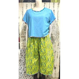 KAMALA DESIGNS JESSE CROP PANT - TULA PINK  SCISSORS - SIZE MEDIUM