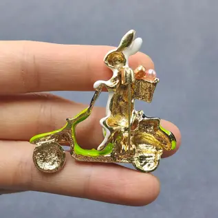 BUNNY ON MOTORBIKE PIN