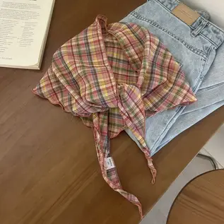 TRIANGLE BANDANA