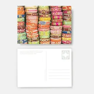A WORLD OF PATTERNS -100 POSTCARDS BOX