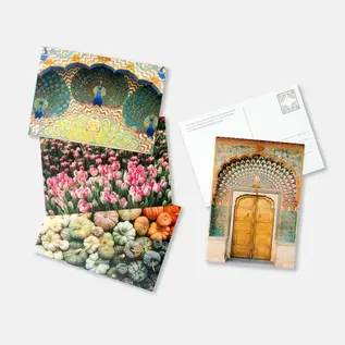 A WORLD OF PATTERNS -100 POSTCARDS BOX