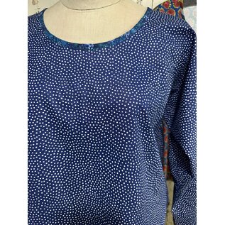 PETUNIA - NAVY WITH WHITE PINDOTS- LARGE