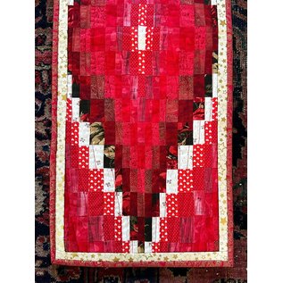 HANDMADE QUILT TABLE TOPPER - 4