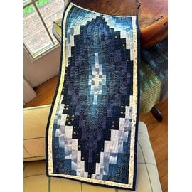 HANDMADE QUILT TABLE TOPPER - 3