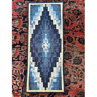 HANDMADE QUILT TABLE TOPPER - 3