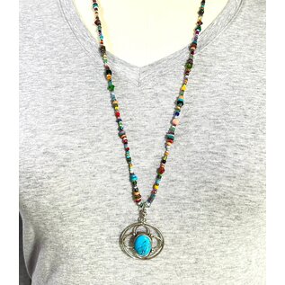 STACKABLE BEADED NECKLACE WITH PENDANT