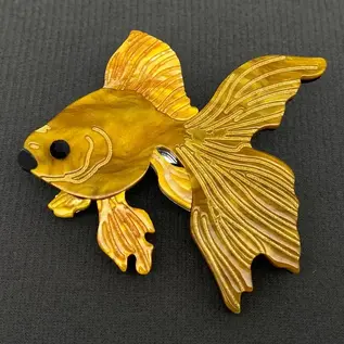 GOLDFISH PIN