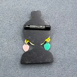 MOD YELLOW HAIR WOMAN PIN