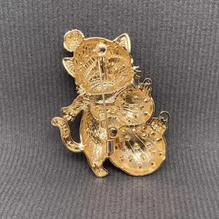 GINGER CHRISTMAS KITTY PIN