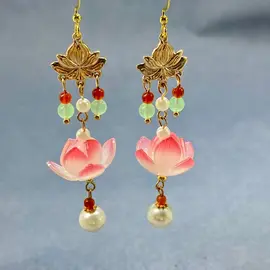 DELICATE LOTUS EARRINGS