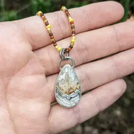 Seismic Silver HANDMADE CRAZY LACE AGATE NECKLACE
