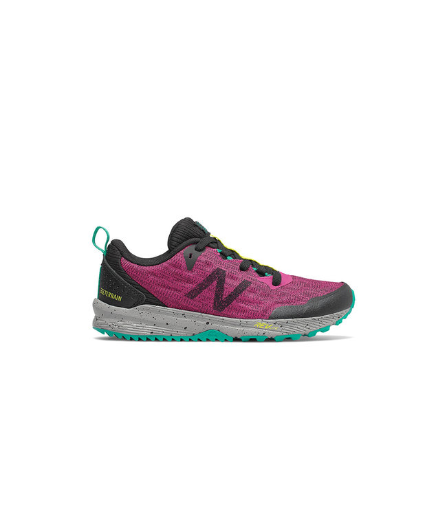 new balance fushia