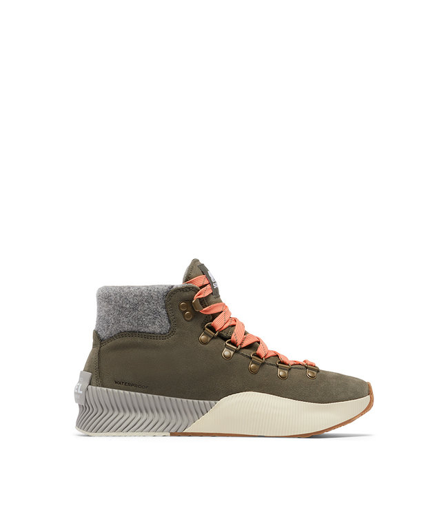 Sorel Out n About III Conquest  Stone Green / Paradox Pink