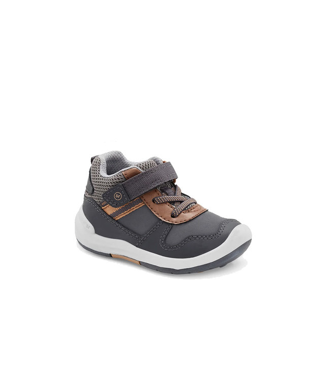 Stores that sell shop stride rite shoes
