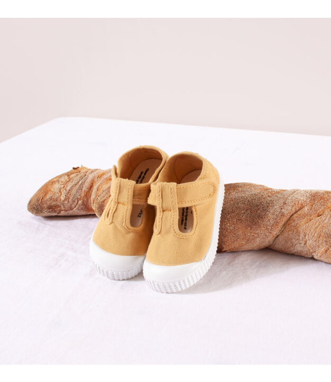 Victoria 1915 Sandalia Yellow