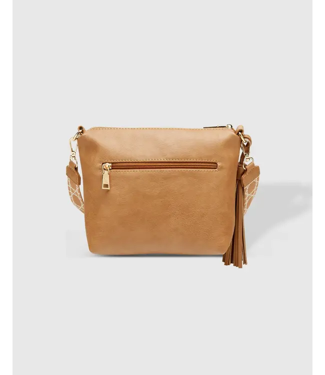 Louenhide Kasey Ezra Camel