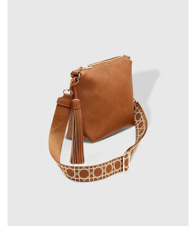 Louenhide Kasey Ezra Tan