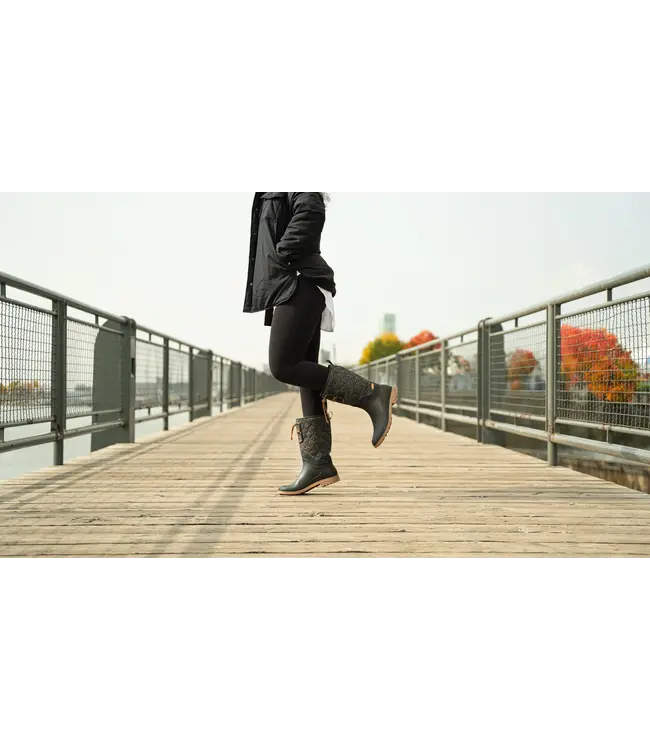 Kamik Abigail Black / White