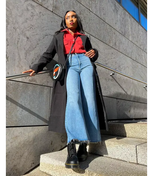 Dr. Martens Women's - 1460 Bex Smooth Platform Black