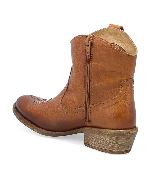 Miz Mooz Carlitos Brandy