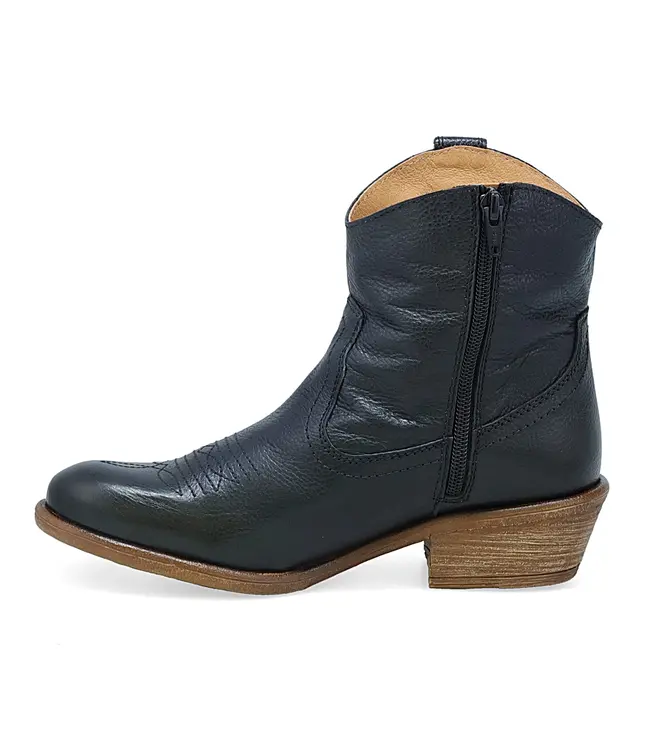 Miz Mooz Carlitos Black