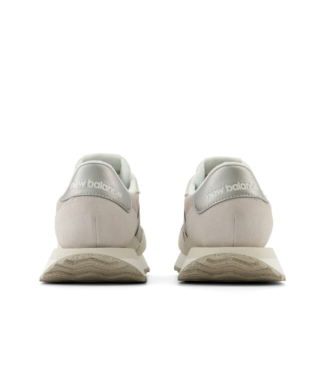 New Balance 237 Beige  / Off White