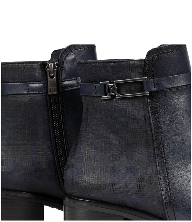 Dorking by Fluchos Chiara D9133 Navy